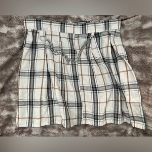 Neutral Plaid Skirt with Chain